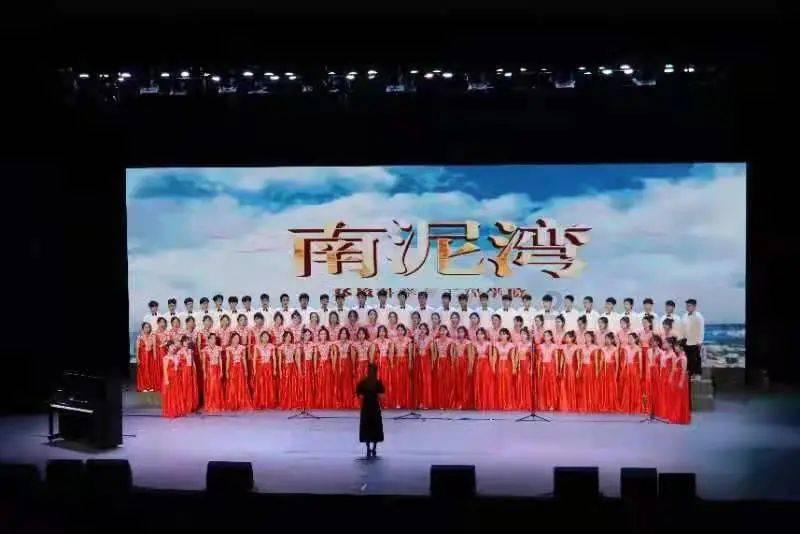 南岗区政府召开第23次常务会议